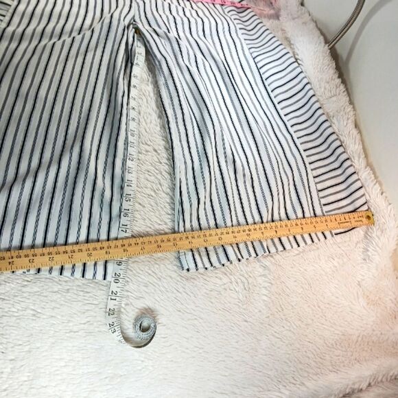 Doe & Rae Wide Leg Cropped Culotte Palazzo Striped Pants Black/White Womans Med - Picture 8 of 11